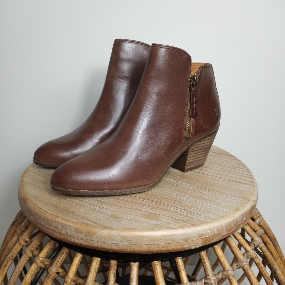 FRYE Judith leather double zip ankle boots - Picture 6 of 11